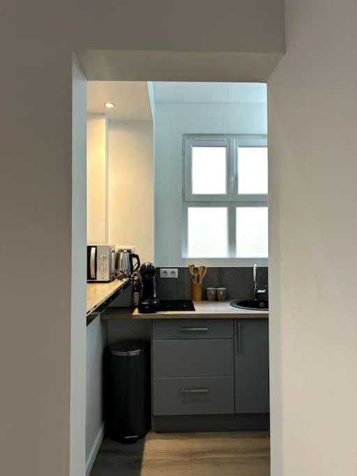 Le Petit Paris Compiegne Apartment Exterior foto