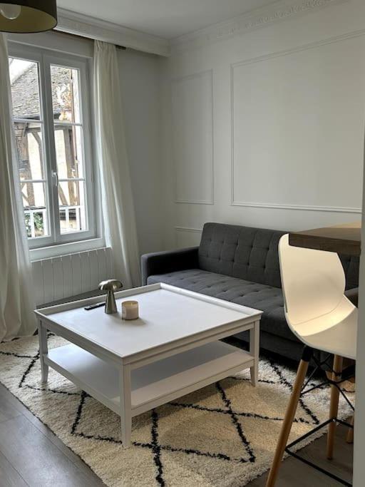 Le Petit Paris Compiegne Apartment Exterior foto