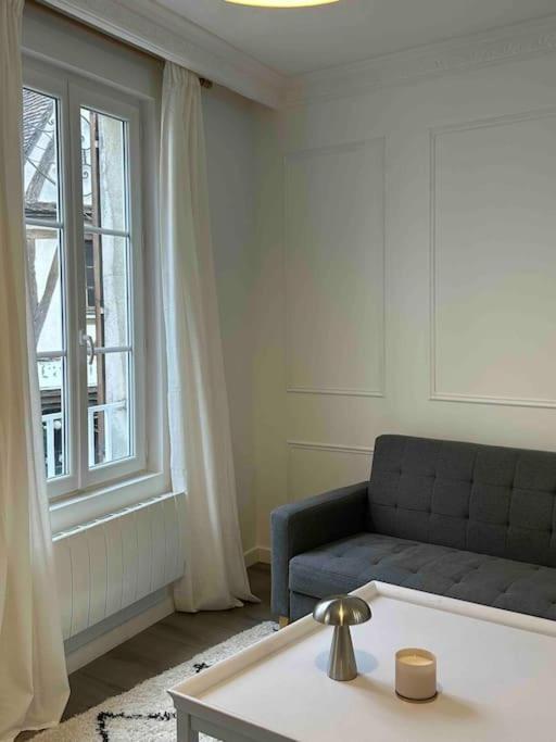 Le Petit Paris Compiegne Apartment Exterior foto